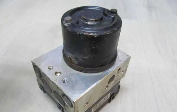 Hyundai Santa Fe ABS Pump 58900-26150 7427