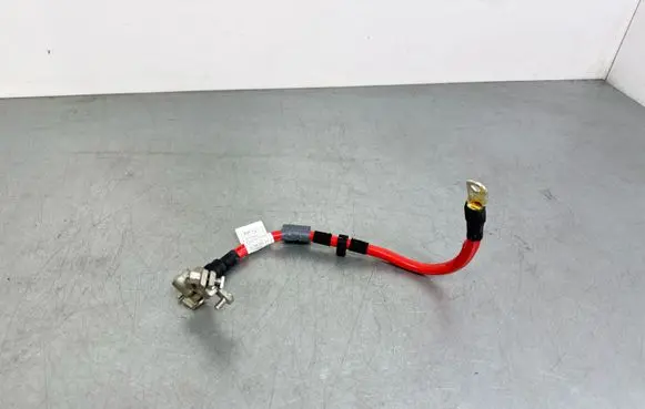BMW 3 G20 G21 Positive cable (battery) 8704706 10304410 E48860