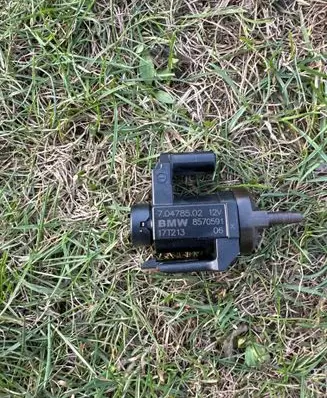BMW 7 G11 G12 Vacuum valve 8570591 70478502 171213