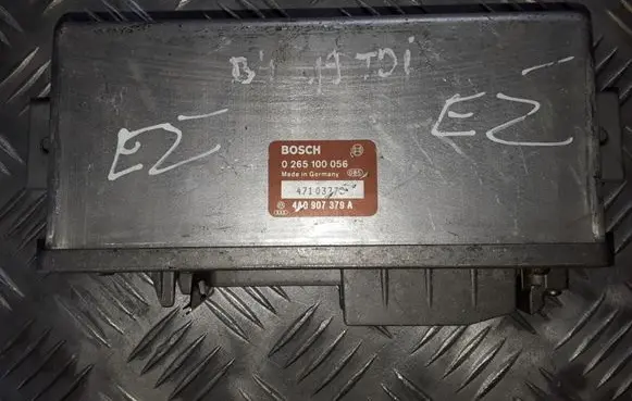Audi 80 90 S2 B4 ABS control unit/module 0265100056 47103772 4A0907379A