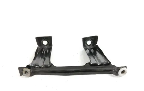 BMW X6 F16 Fender mounting bracket