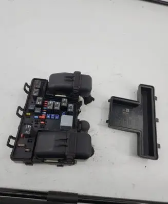 Ford Mondeo MK IV Fuse module FG9T14A067EB 20343616 BE0000247