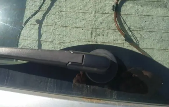 Suzuki SX4 Rear window wiper motor