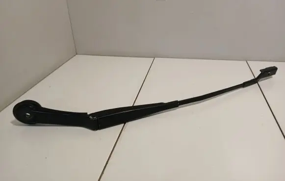 Ford Focus Front wiper blade arm BM5117526AB