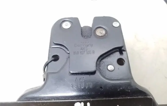 Loading door lock