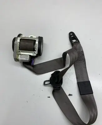 Audi A4 S4 B7 8E 8H Front seatbelt 8E0857706J