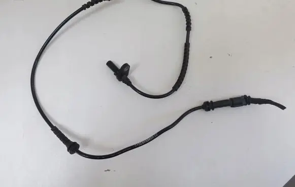 BMW 5 GT F07 ABS brake wheel speed sensor 6853859