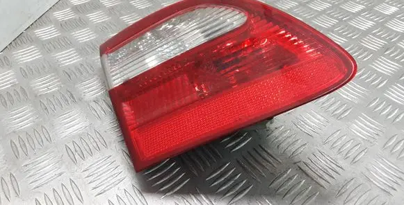Mercedes-Benz E W211 Tailgate rear/tail lights A2118201364