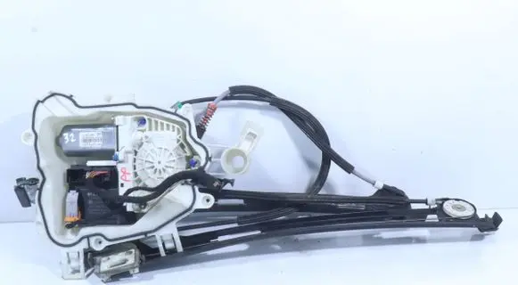 Seat Altea Front window lifting mechanism without motor 5P0837402A