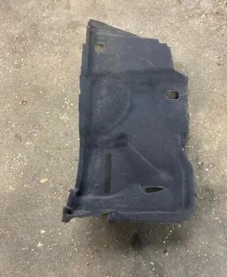 Toyota Avensis T270 Other trunk/boot trim element 6471005022C1 TY0TA870A