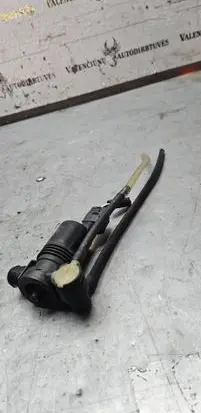 Renault Koleos II Windscreen/windshield washer pump 1050123