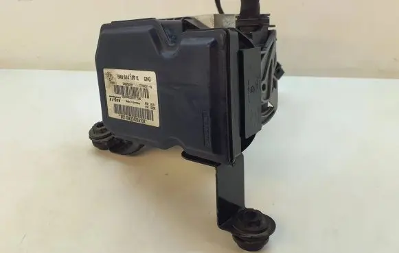 Volkswagen Tiguan ABS Pump 5N0614109Q 54085329H 17166611