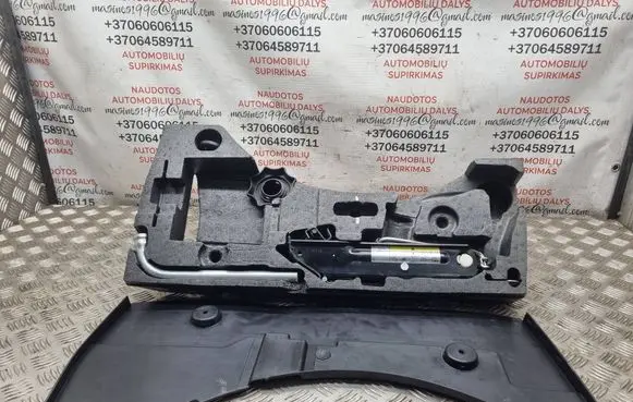 Volkswagen PASSAT B7 Tool box 3AA011031B 3C5012115D