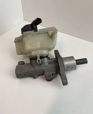 Skoda Superb B6 (3T) Brake fluid reservoir 1K1611301D