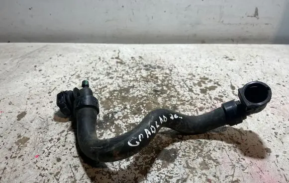 Opel Grandland X Engine coolant pipe/hose