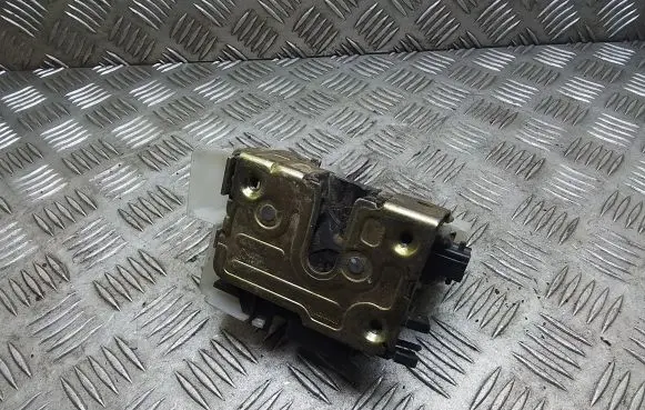 Renault Megane I Front door lock