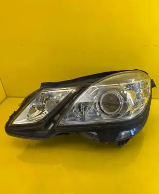 Mercedes-Benz E W212 Headlight/headlamp A2128204961