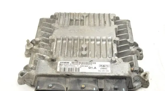 Volvo V50 Engine control unit/module ECU 30729065