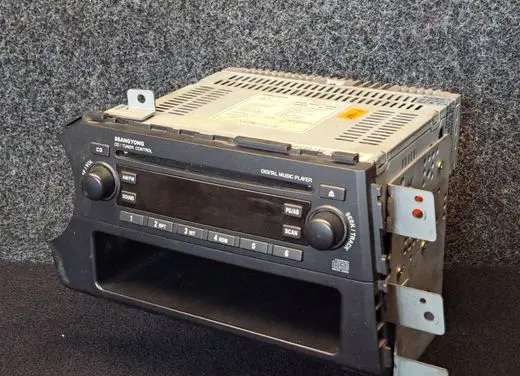 Radio/CD/DVD/GPS head unit