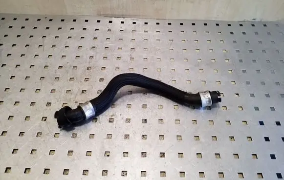 Peugeot 208 Engine coolant pipe/hose