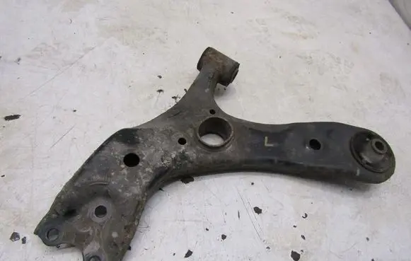 Toyota Auris E180 Front control arm KRIS235789