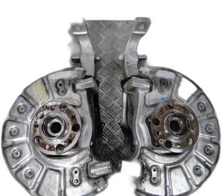 Rear wheel hub