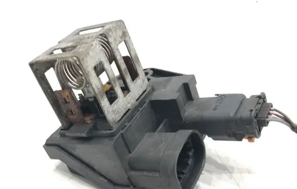 Peugeot 2008 I Fan control module 9662872380
