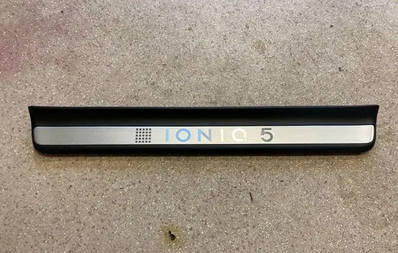Hyundai Ioniq 5 Front sill trim cover 85884GI100
