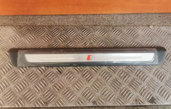 Audi Q5 SQ5 Front sill trim cover 80A947417C