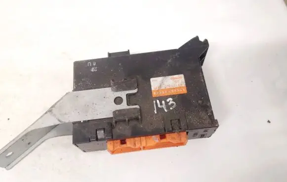 Toyota Avensis T220 Other control units/modules 8865005080 mb177300-3241
