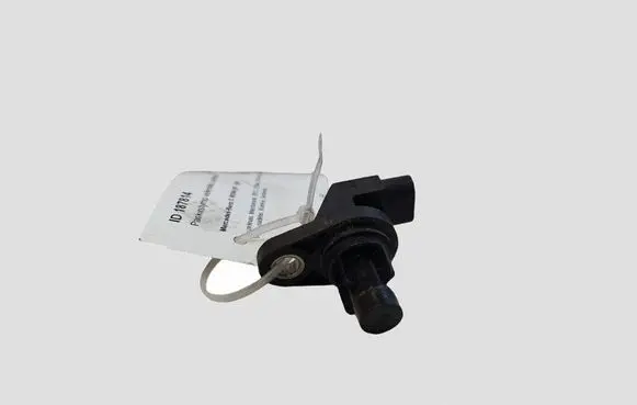 Mercedes-Benz C W204 Camshaft position sensor 0232103107 A6519050100