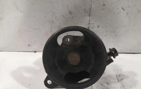 Mazda 323 F Power steering pump