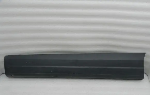Volkswagen Tiguan Front door glass trim molding 5N0854939A 5N0854939