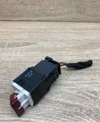 Volkswagen PASSAT B6 Hazard light switch 3C8953509 WITHPLUG