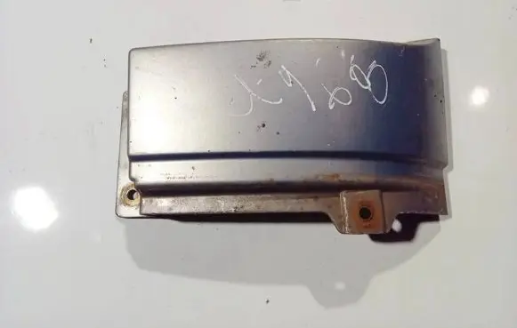 Opel Zafira A Rear/tail light trim molding 90580804 2225517