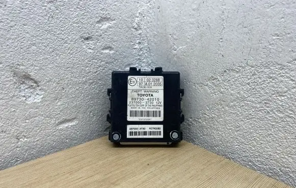 Toyota RAV 4 (XA30) Alarm control unit/module 8973042010 2370003730