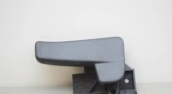 Volkswagen Jetta VI Engine bonnet (hood) release handle 6P1823633