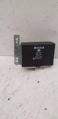 Nissan Primera Door control unit/module 284502F901 05051112