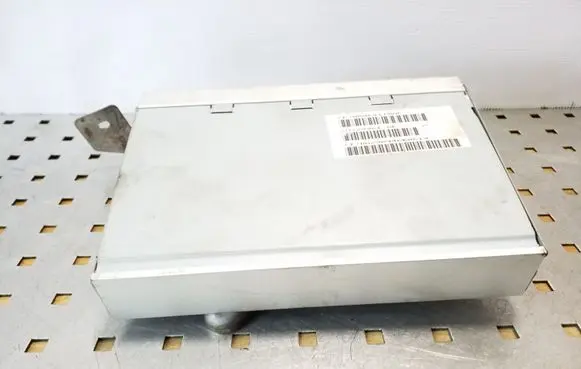Chrysler 300 - 300C Sound amplifier P05064118AF
