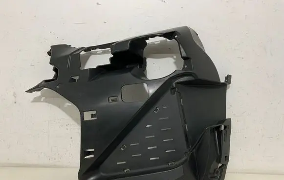 BMW X2 F39 Front bumper mounting bracket 51118069091 8069091