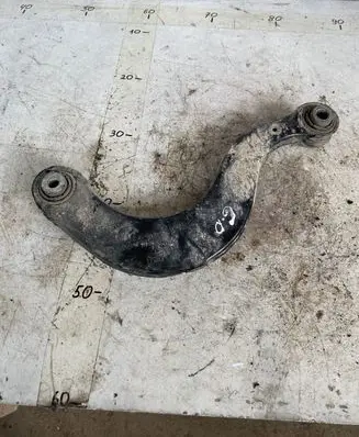 Volkswagen Touran III Rear upper control arm/wishbone