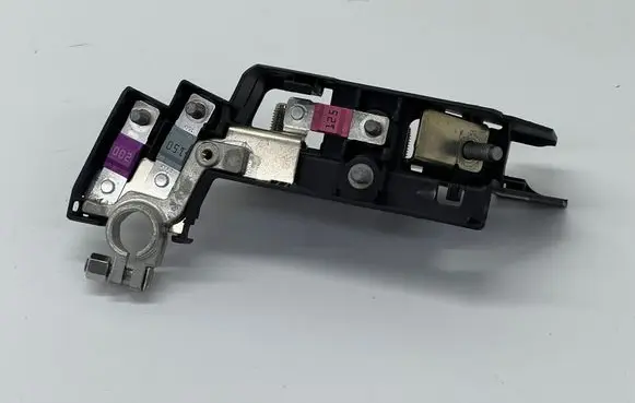 Audi A5 Positive wiring loom 8W0915459E 03032017 180324