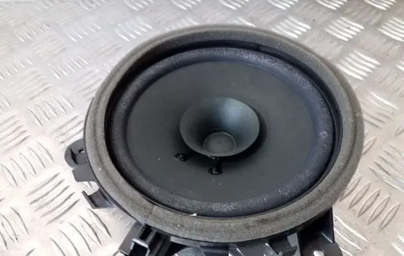 Volvo XC60 Front door speaker 30657444