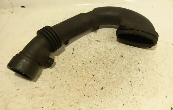 BMW X5 E53 Air intake hose/pipe 7795026 108667102