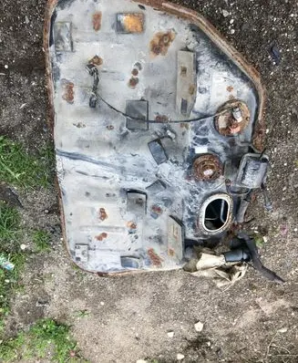 Audi A8 S8 D3 4E Fuel tank 