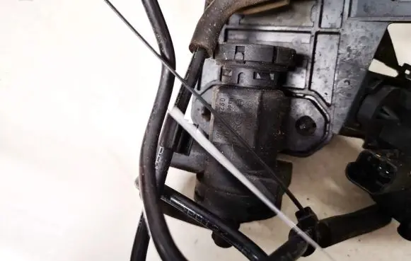 Citroen C5 Turbo solenoid valve 9635704380 0928400414