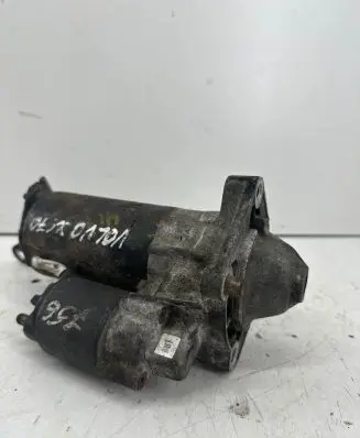 Volvo XC70 Starter motor 1005821794