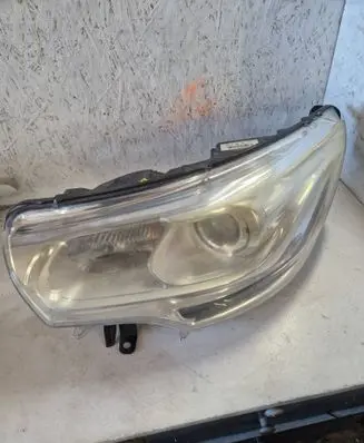 Citroen C4 II Headlight/headlamp 9687896280