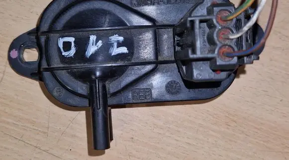 Volvo V70 Exhaust gas pressure sensor 3M5A5L200AB
