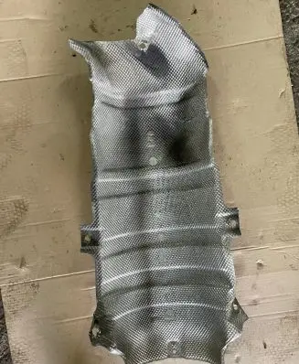 Nissan Juke I F15 Exhaust heat shield
